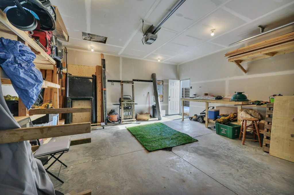 57 Hampton Crescent, Sylvan Lake, AB - Indoor