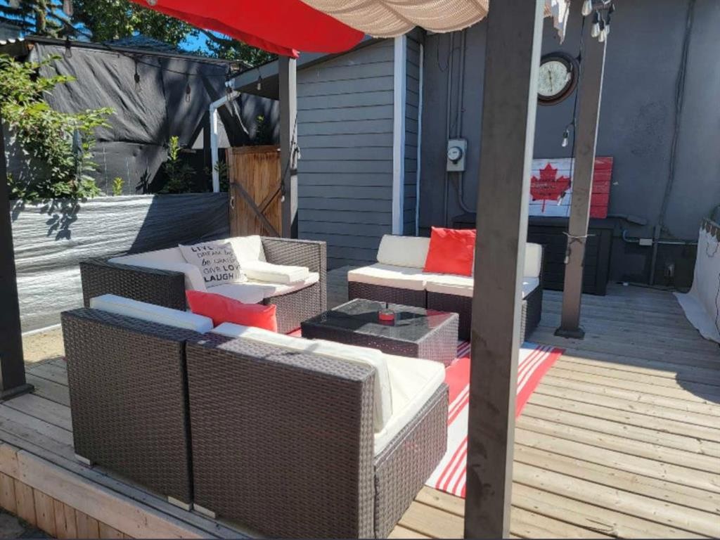 1509 38 Street Se, Calgary, AB - Outdoor With Deck Patio Veranda With Exterior