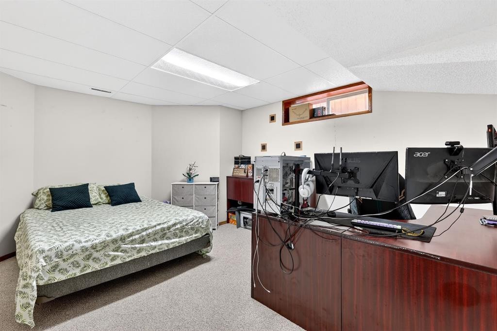 29 Sundown Way Se, Calgary, AB - Indoor