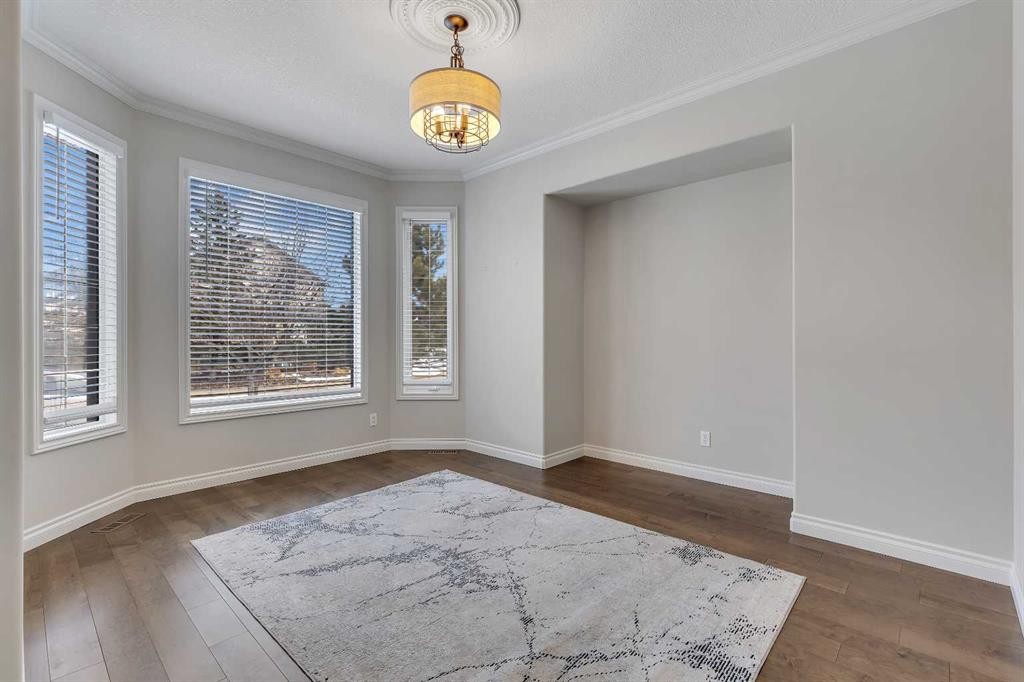 52 Sandstone Ridge Crescent, Okotoks, AB - Indoor Photo Showing Other Room