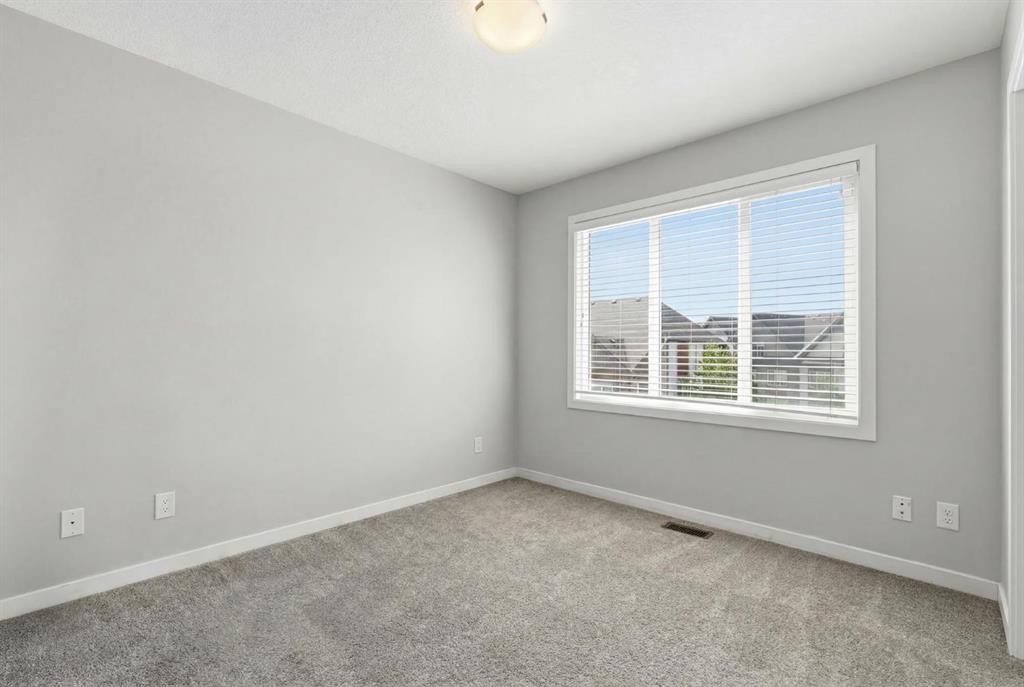 50 Copperstone Common Se, Calgary, AB