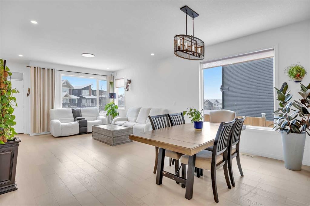 76 Edith Mews Nw, Calgary, AB - Indoor