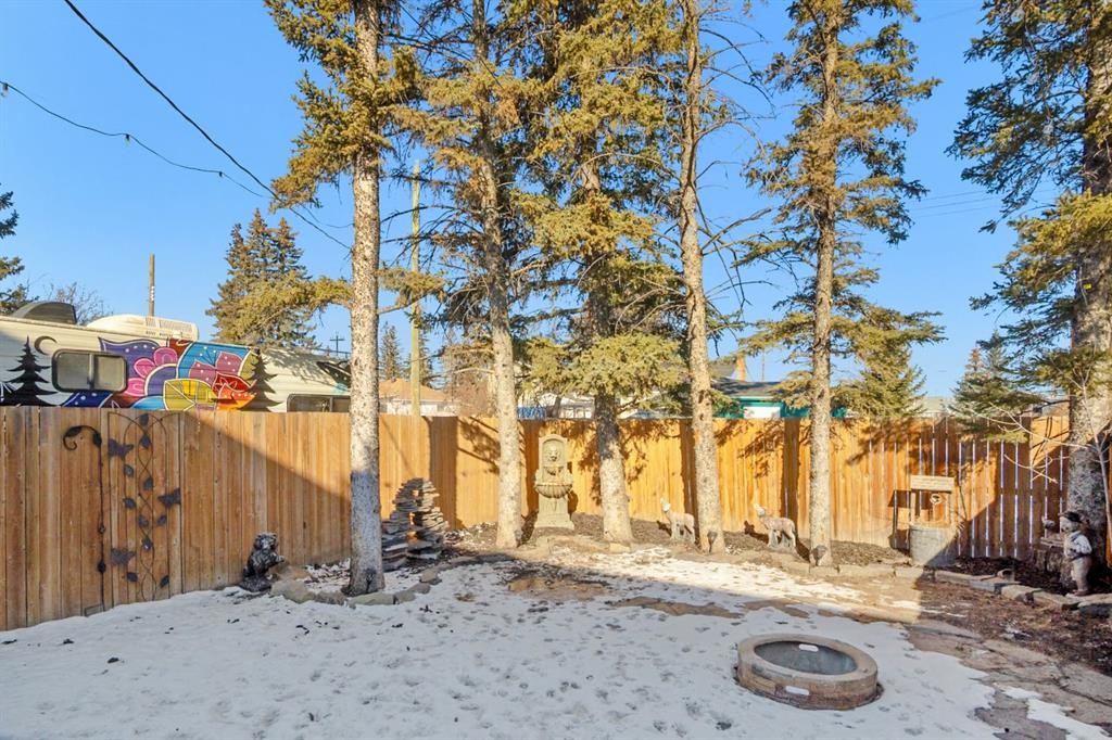 2314 19 Avenue, Bowden, AB - Outdoor