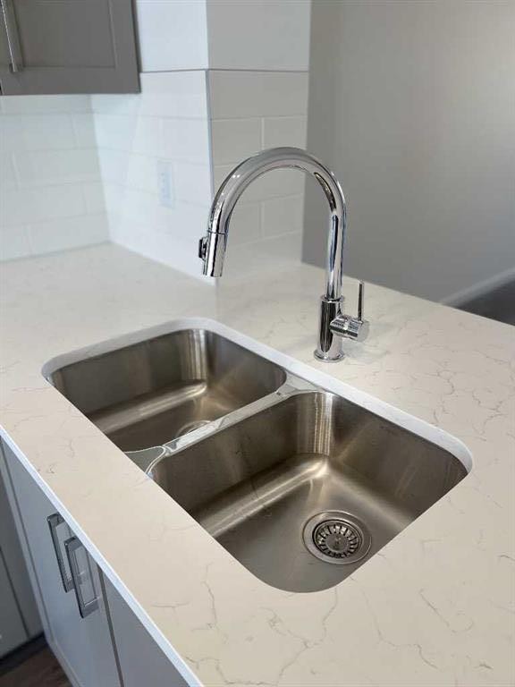 505 Copperstone Manor Se, Calgary, AB - Indoor Photo Showing Kitchen With Double Sink