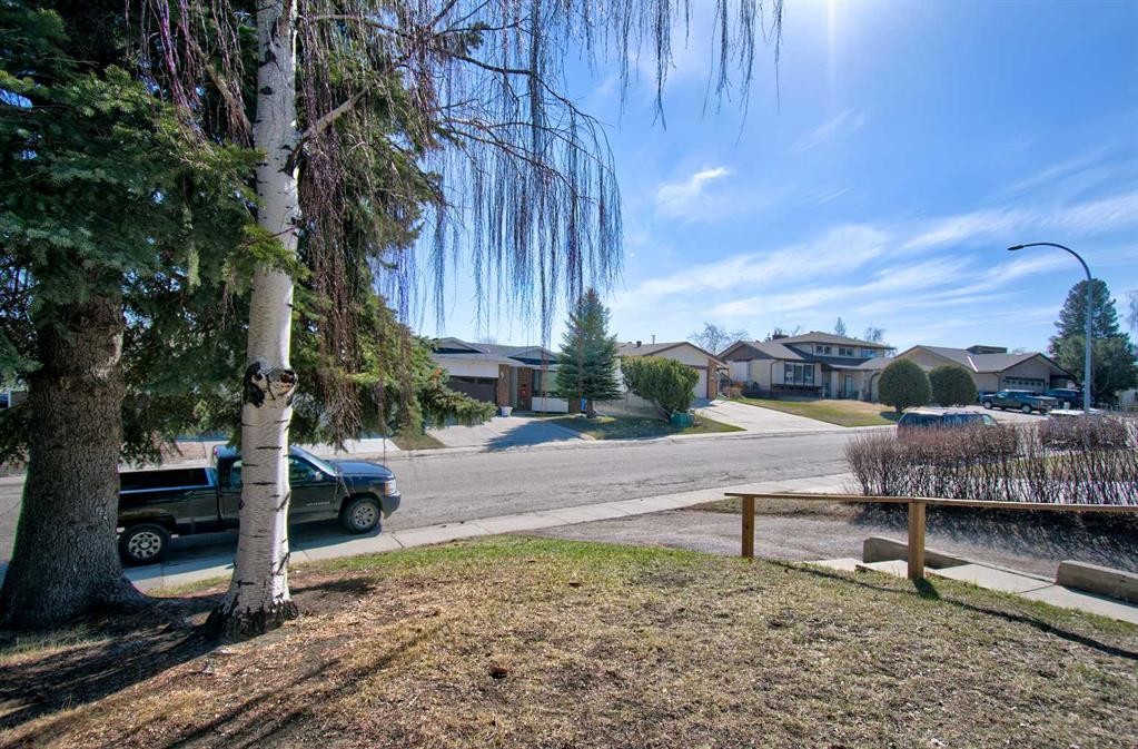 6307 Thornaby Way Nw, Calgary, AB - Outdoor