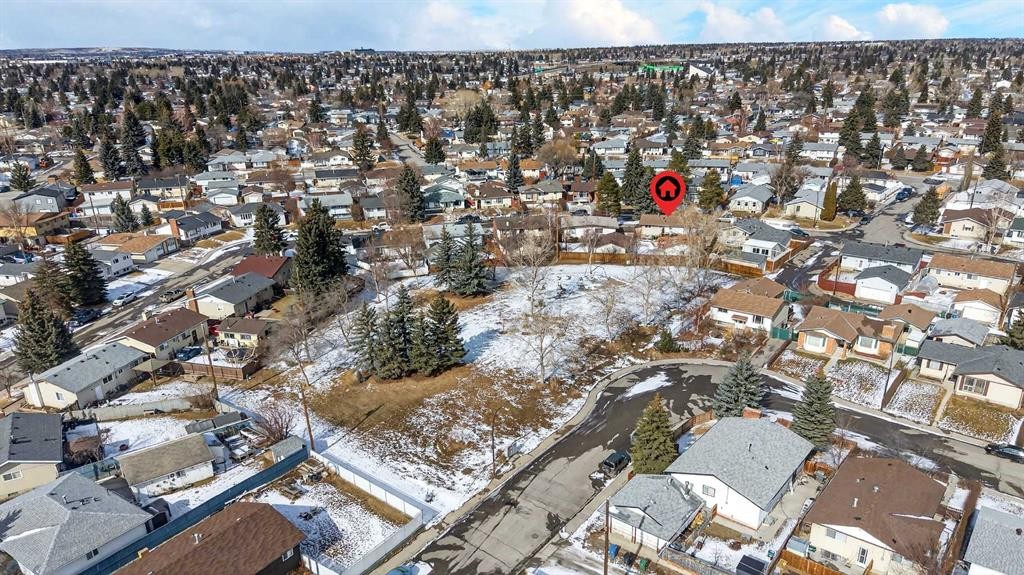 152 Maddock Way Ne, Calgary, AB - Outdoor With View