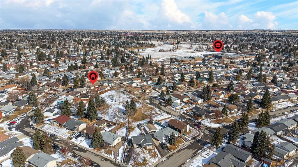 152 Maddock Way Ne, Calgary, AB - Outdoor With View