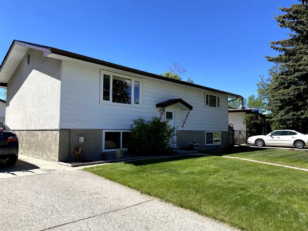 152 Maddock Way Ne, Calgary, AB - Outdoor