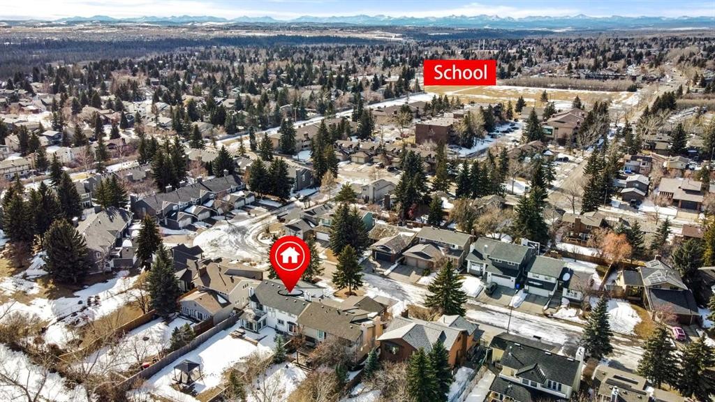 40 Wood Crescent Sw, Calgary, AB - Outdoor With View