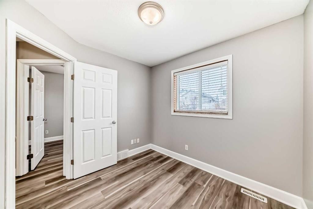 31 Coventry Road Ne, Calgary, AB - Indoor Photo Showing Other Room