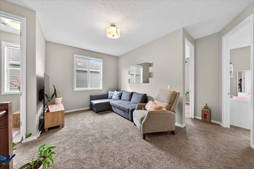 30 Cityscape Grove Ne, Calgary, AB - Indoor Photo Showing Living Room