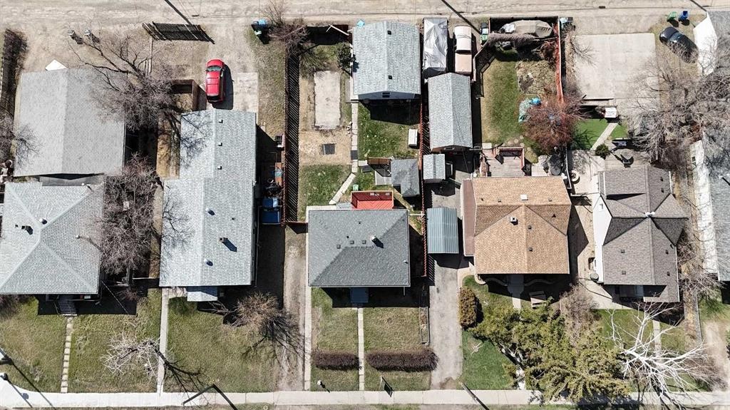 7639 Ogden Road Se, Calgary, AB - Outdoor