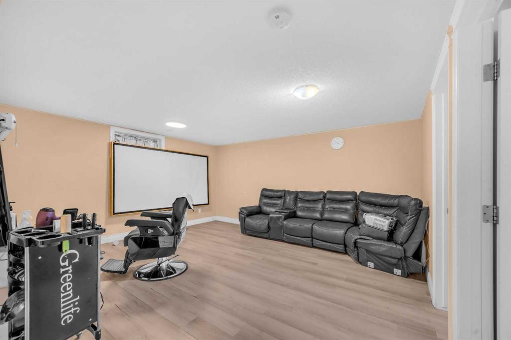 48 Faldale Close Ne, Calgary, AB - Indoor