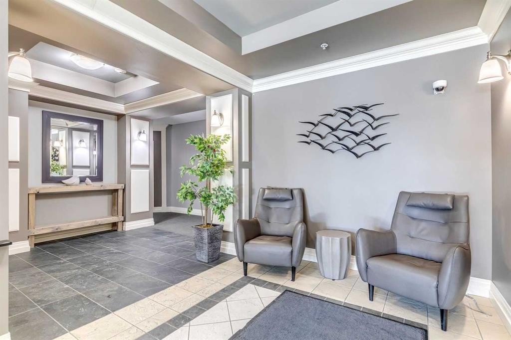 110-37 Prestwick Drive Se, Calgary, AB - Indoor
