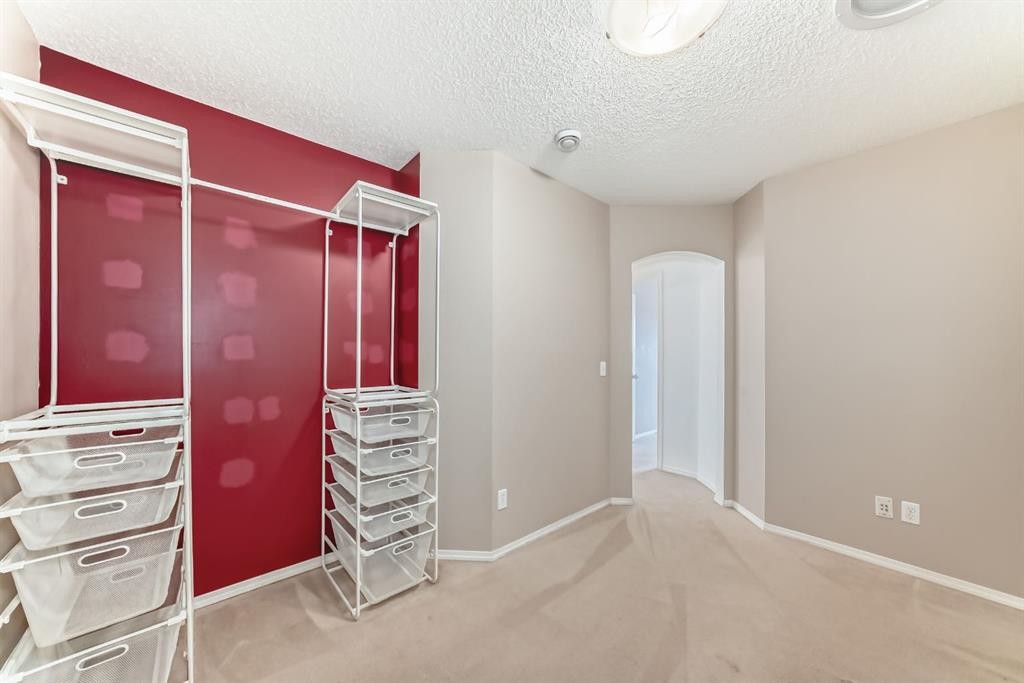 205-27 Everridge Square Sw, Calgary, AB - Indoor