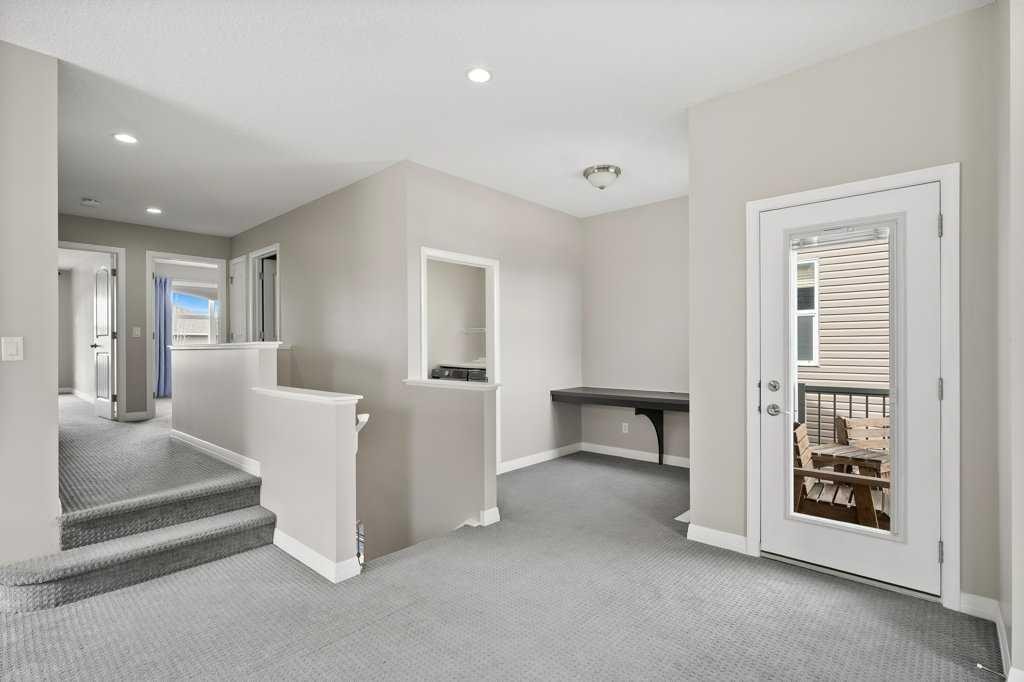 54 Auburn Crest Way Se, Calgary, AB - Indoor Photo Showing Other Room