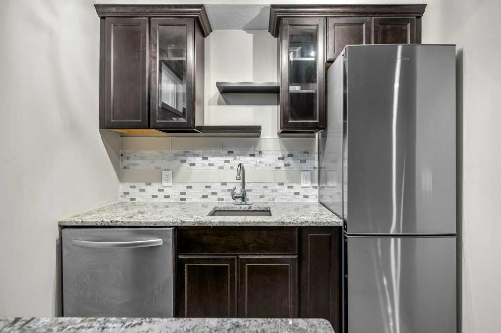 54 Auburn Crest Way Se, Calgary, AB - Indoor Photo Showing Kitchen