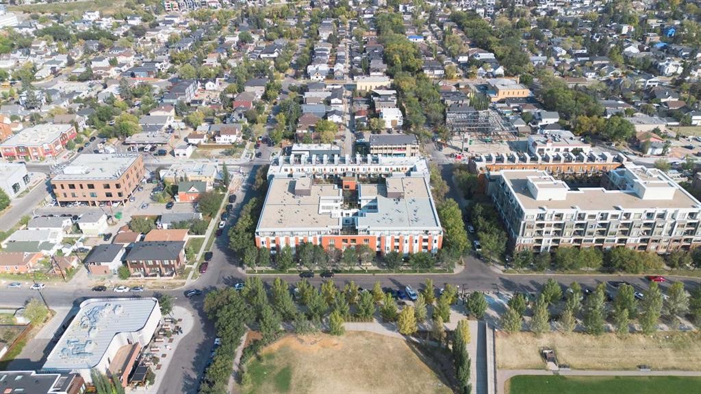 406-830 Centre Avenue Ne, Calgary, AB - Outdoor With View