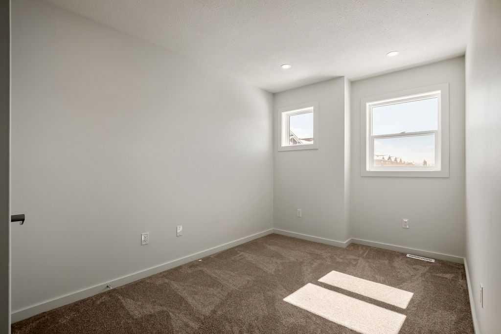 409 Strathcona Circle, Strathmore, AB - Indoor Photo Showing Other Room