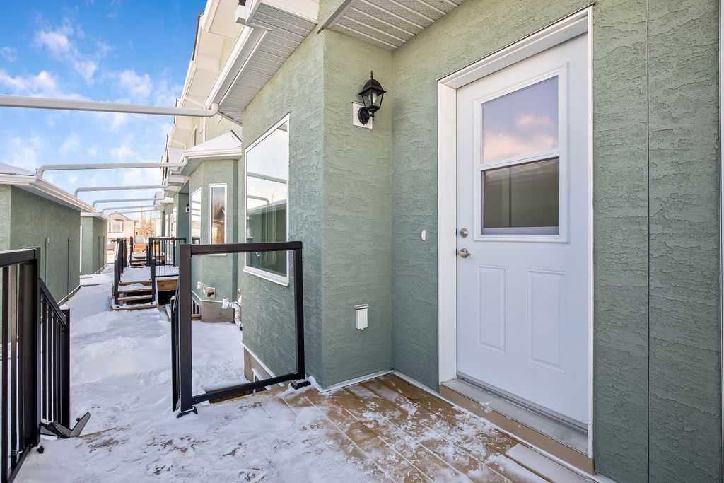 409 Strathcona Circle, Strathmore, AB - Outdoor With Exterior