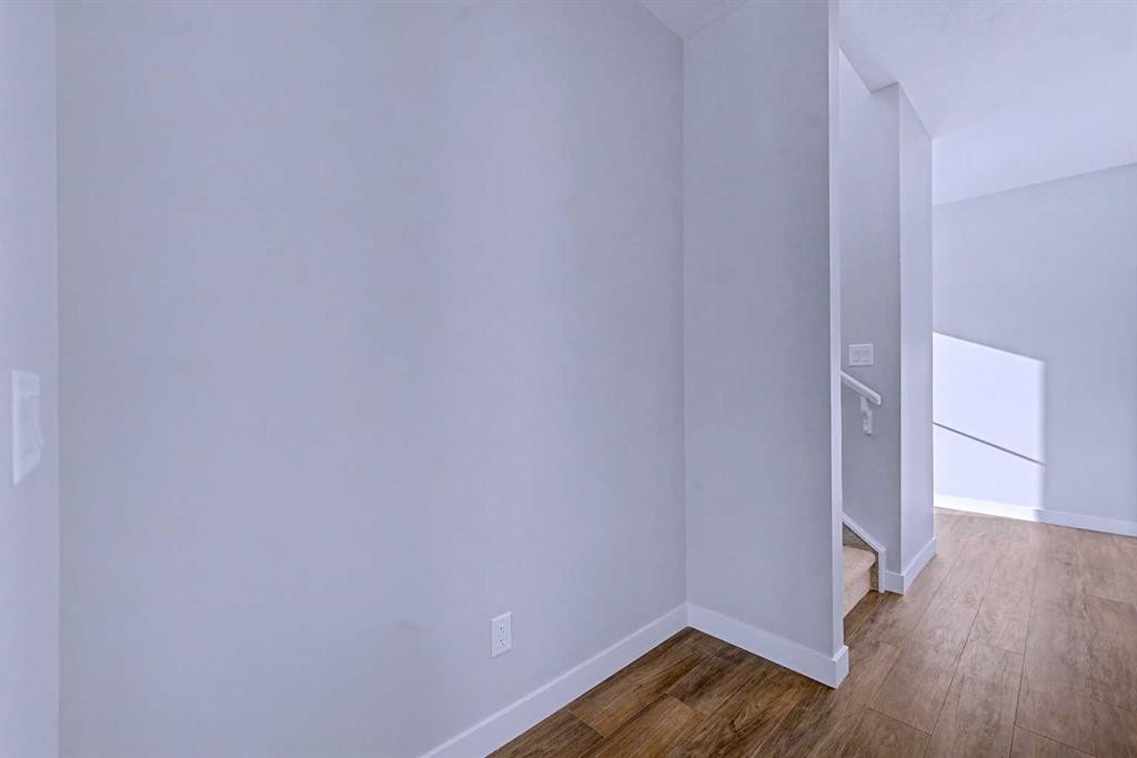 41 Ambleton Boulevard Nw, Calgary, AB - Indoor Photo Showing Other Room