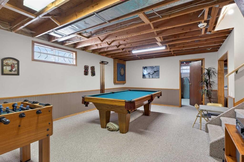 204 Sunrise Circle Se, Calgary, AB - Indoor Photo Showing Other Room