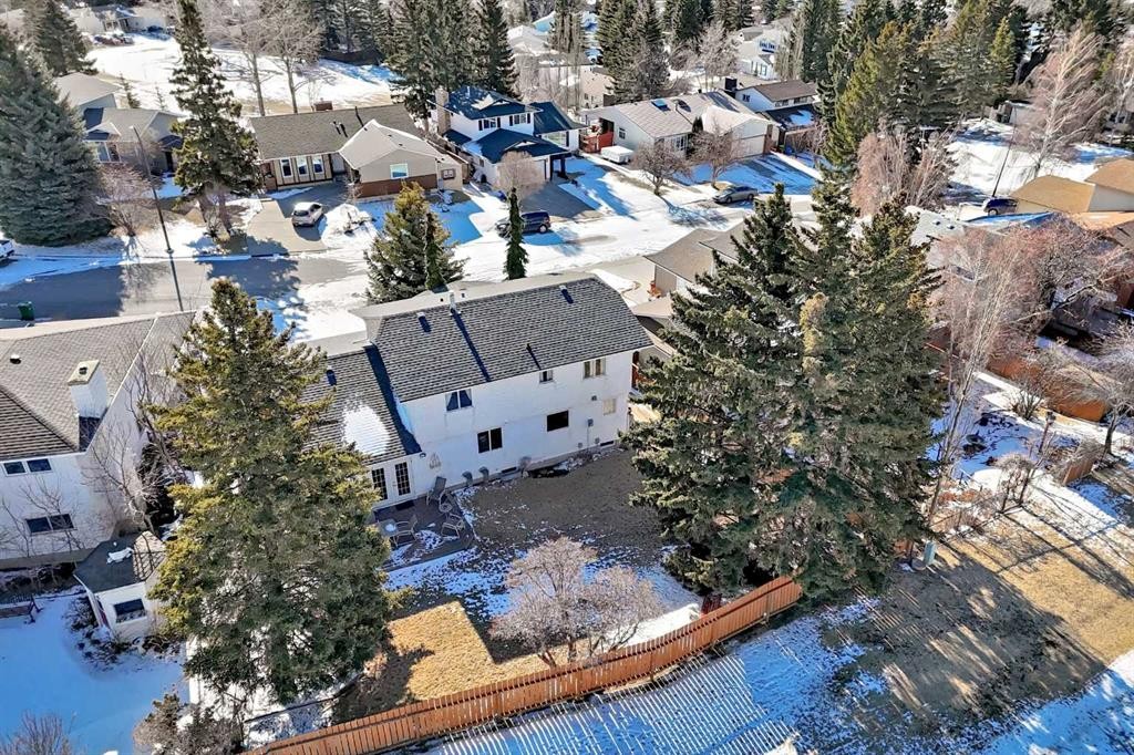 6007 Dalcastle Crescent Nw, Calgary, AB - Outdoor With View