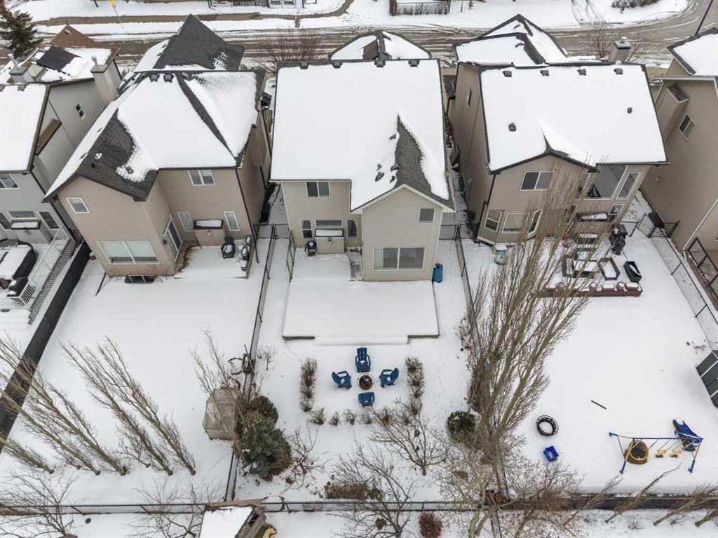 98 Cougarstone Close Sw, Calgary, AB - Outdoor