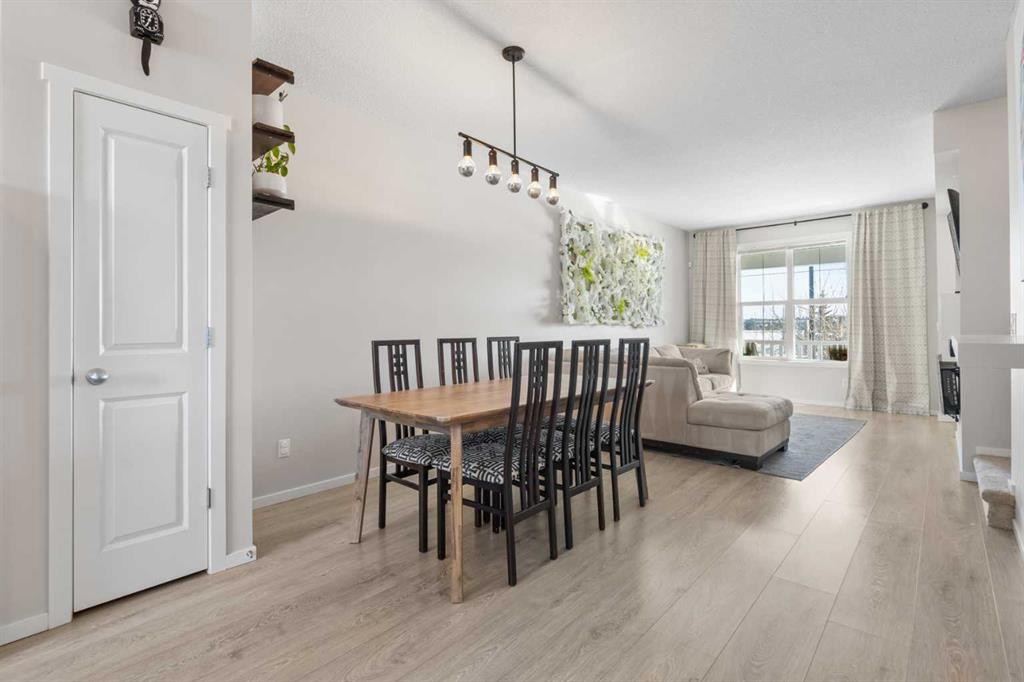 56 Legacy Main Street Se, Calgary, AB - Indoor