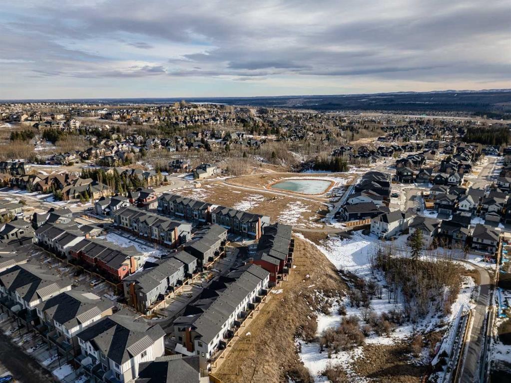 74 Spring Willow Close Sw, Calgary, AB - Outdoor With View