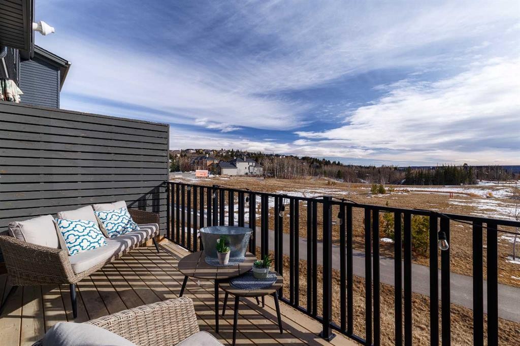 74 Spring Willow Close Sw, Calgary, AB - Outdoor With Balcony