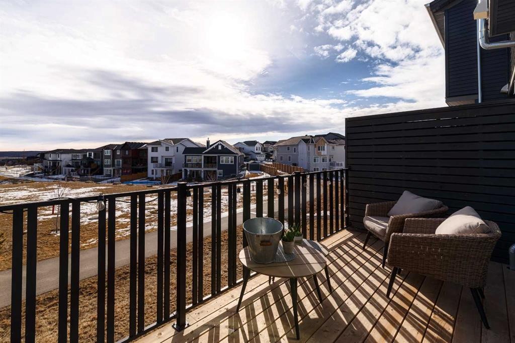 74 Spring Willow Close Sw, Calgary, AB - Outdoor With Balcony