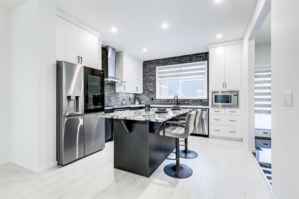 184 Rowmont Boulevard Nw, Calgary, AB