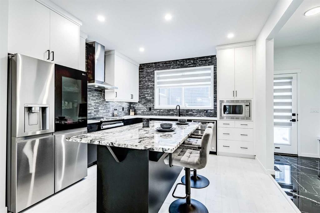 184 Rowmont Boulevard Nw, Calgary, AB