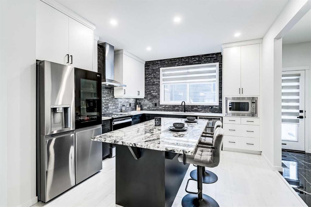 184 Rowmont Boulevard Nw, Calgary, AB