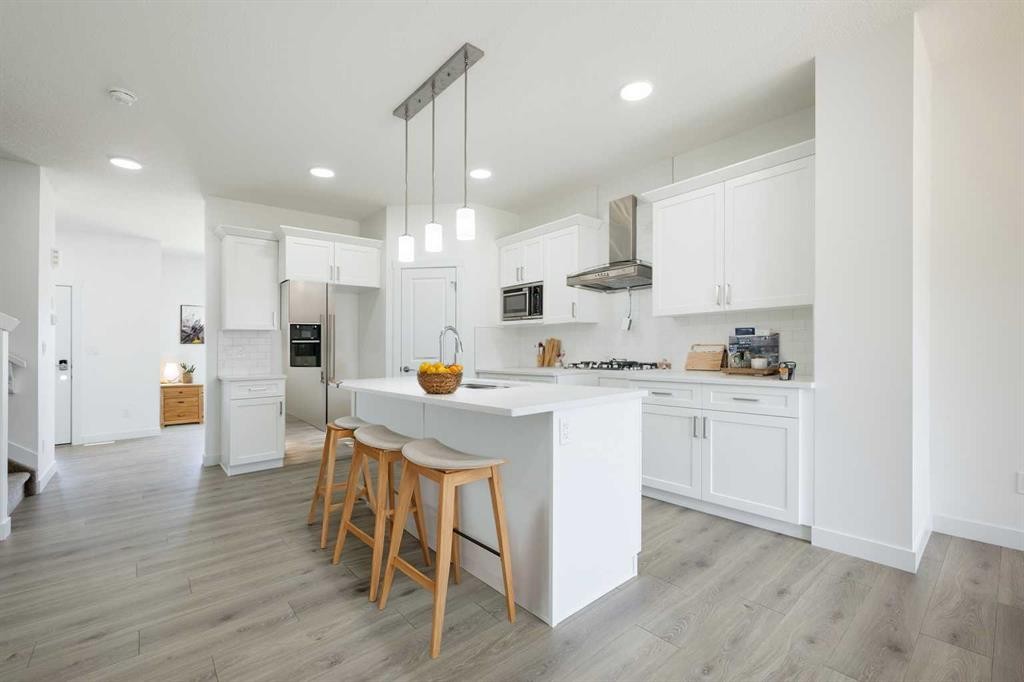 260 Clearview Court, Chestermere, AB - Indoor Photo Showing Kitchen With Upgraded Kitchen