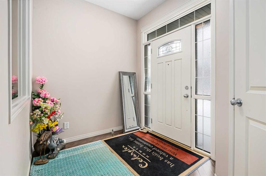 79 Pantego Way Nw, Calgary, AB - Indoor Photo Showing Other Room