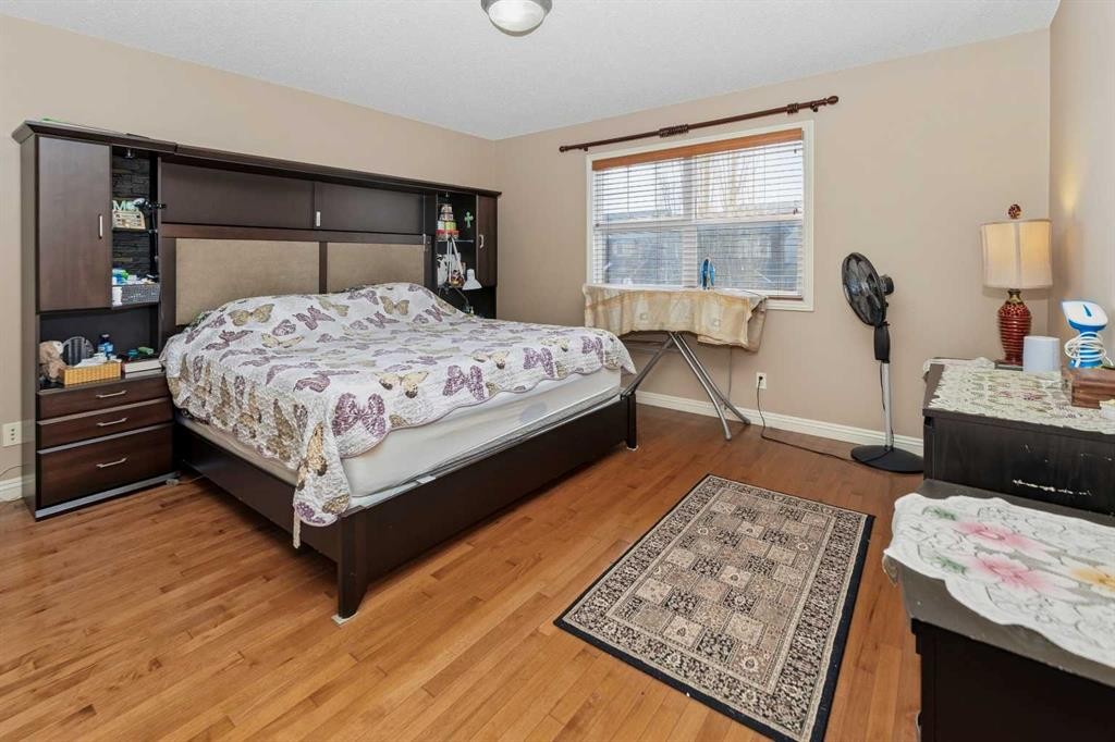 50 Panamount View Nw, Calgary, AB - Indoor Photo Showing Bedroom