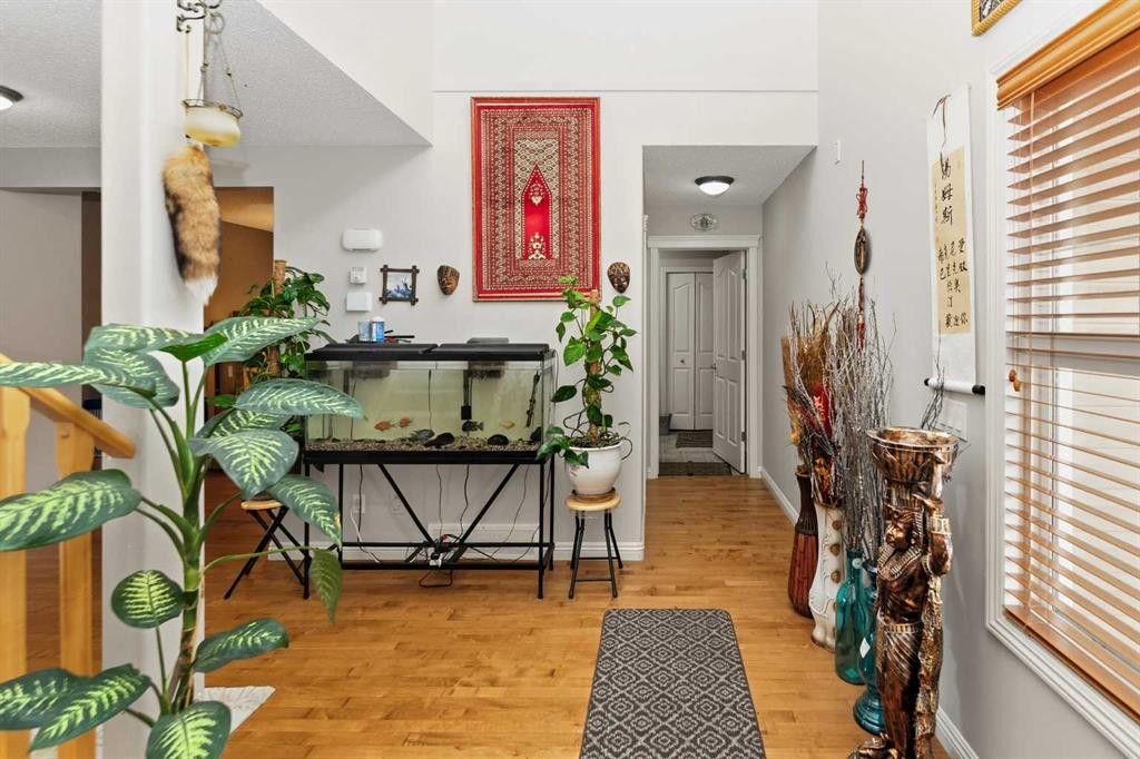 50 Panamount View Nw, Calgary, AB - Indoor Photo Showing Other Room