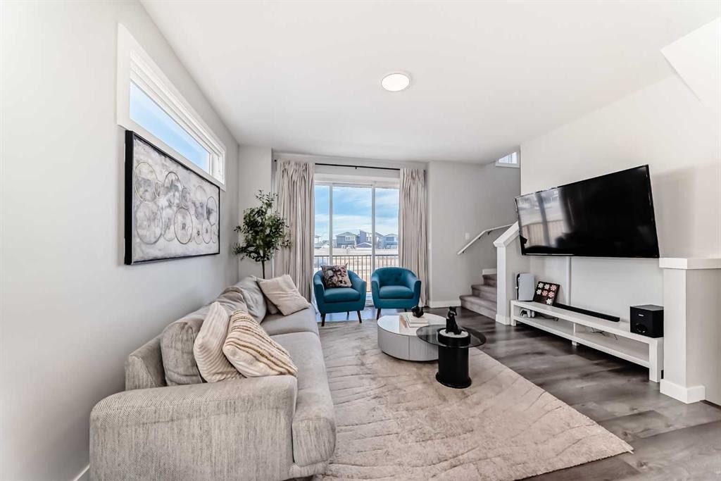 413 Skyview Ranch Circle Ne, Calgary, AB - Indoor Photo Showing Living Room