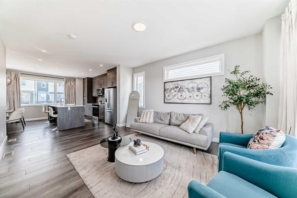 413 Skyview Ranch Circle Ne, Calgary, AB - Indoor Photo Showing Living Room