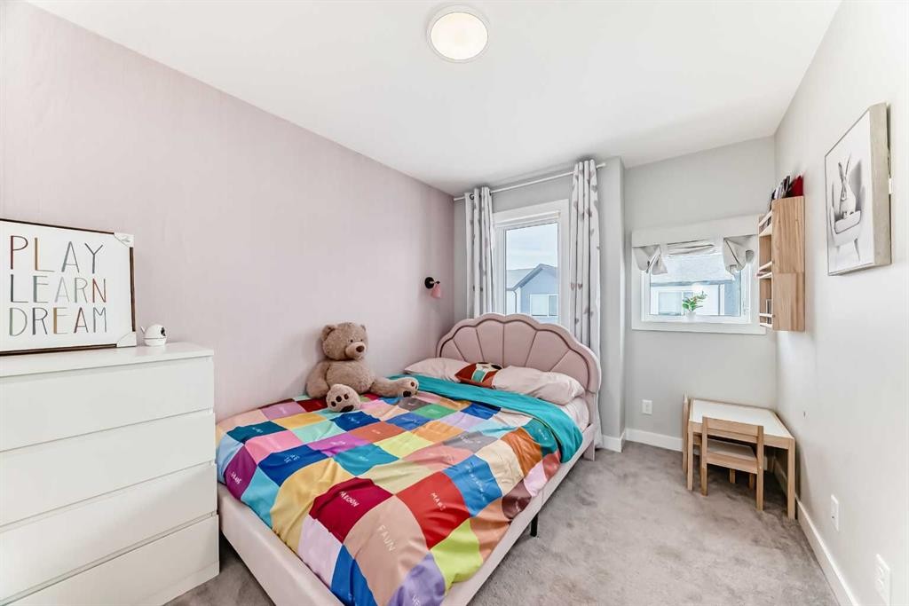 413 Skyview Ranch Circle Ne, Calgary, AB - Indoor Photo Showing Bedroom