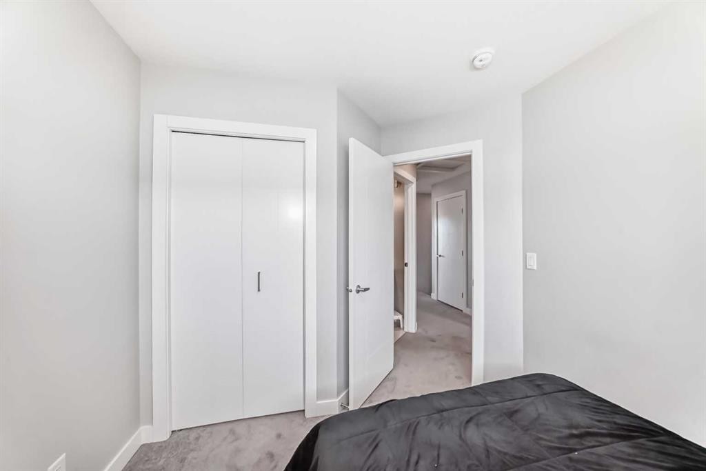 413 Skyview Ranch Circle Ne, Calgary, AB - Indoor Photo Showing Bedroom