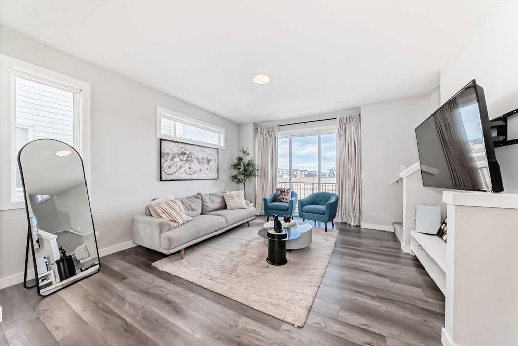 413 Skyview Ranch Circle Ne, Calgary, AB - Indoor Photo Showing Living Room