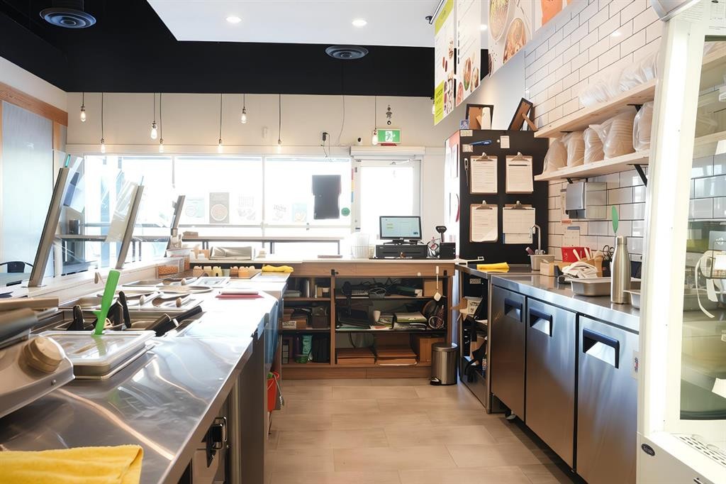 1600 90 Avenue Sw, Calgary, AB