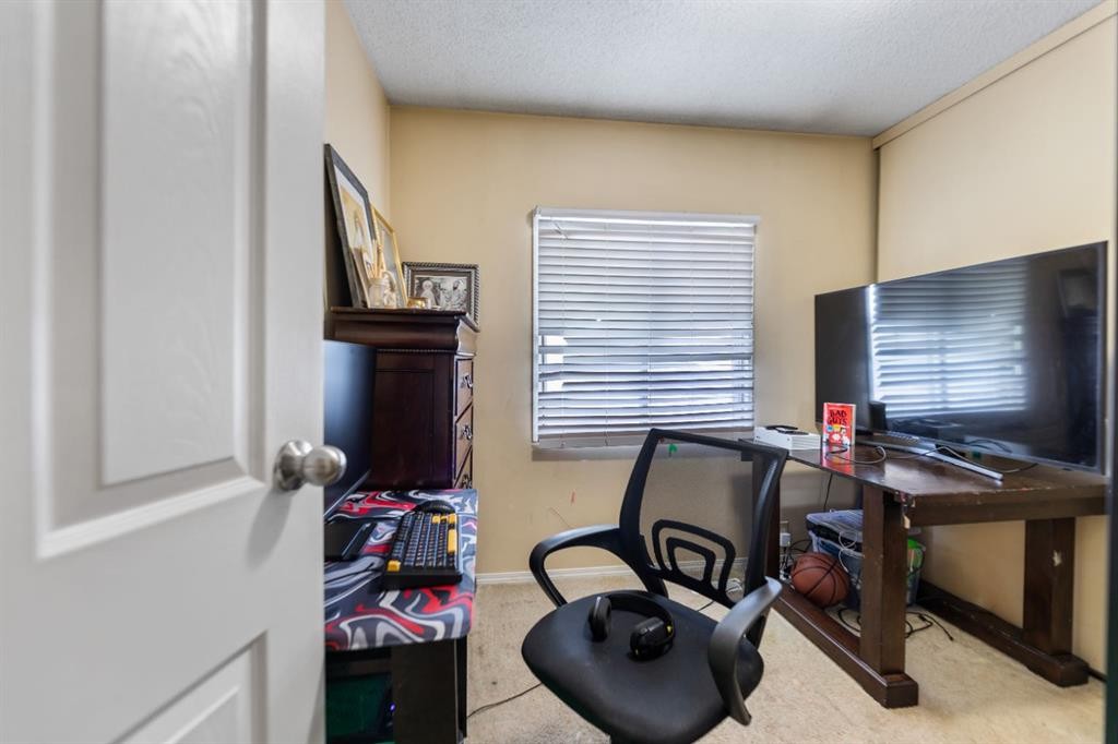 48 Falton Way Ne, Calgary, AB - Indoor Photo Showing Office