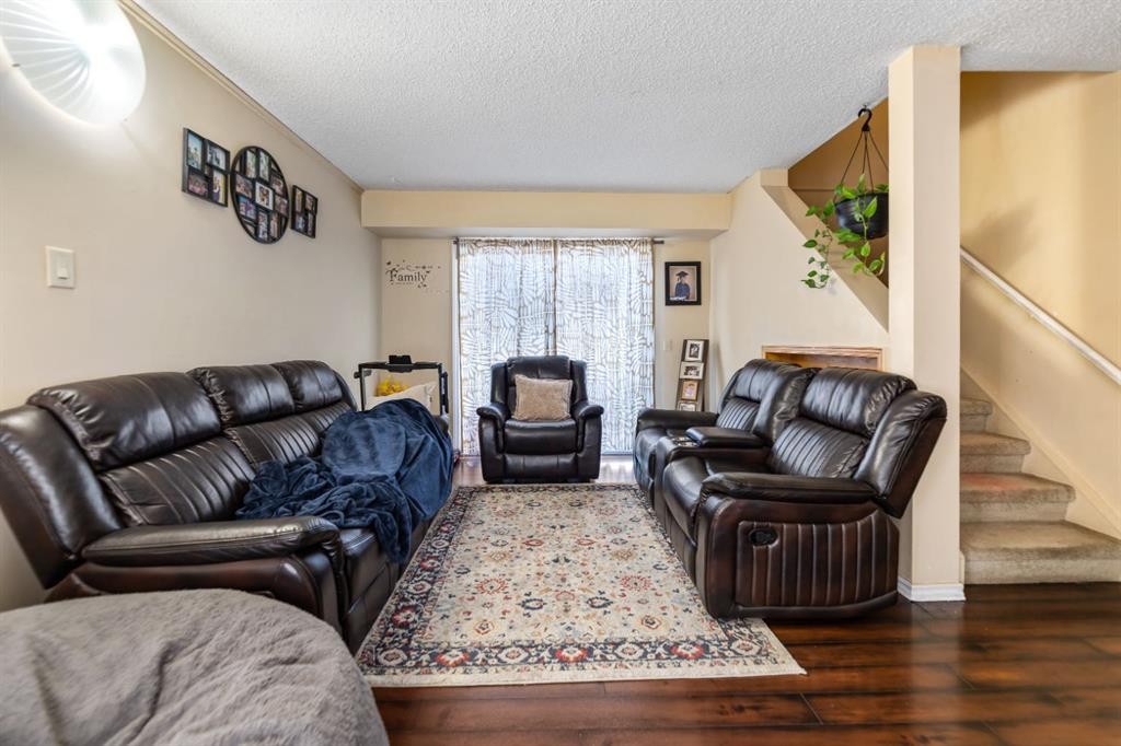 48 Falton Way Ne, Calgary, AB - Indoor Photo Showing Living Room