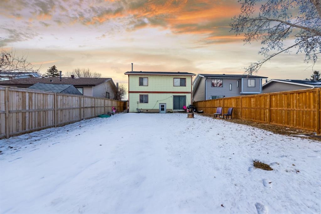 48 Falton Way Ne, Calgary, AB - Outdoor