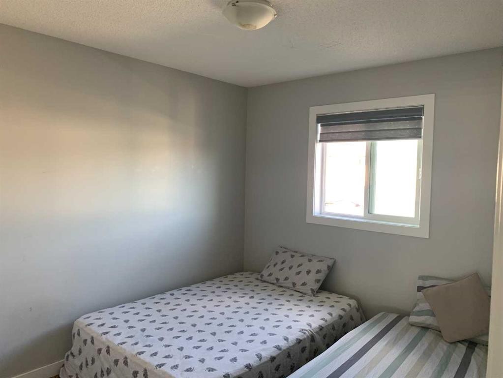 222 Skyview Ranch Boulevard Ne, Calgary, AB - Indoor Photo Showing Bedroom