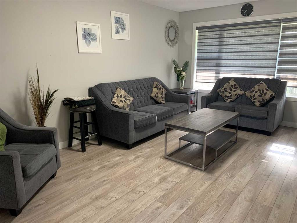 222 Skyview Ranch Boulevard Ne, Calgary, AB - Indoor Photo Showing Living Room